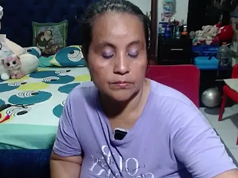 pervert mommy  online show from 12/24/24, 02:22