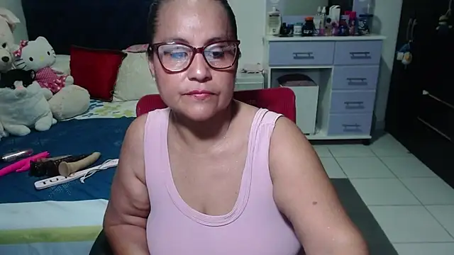 pervert mommy  online show from 11/26/25, 10:38