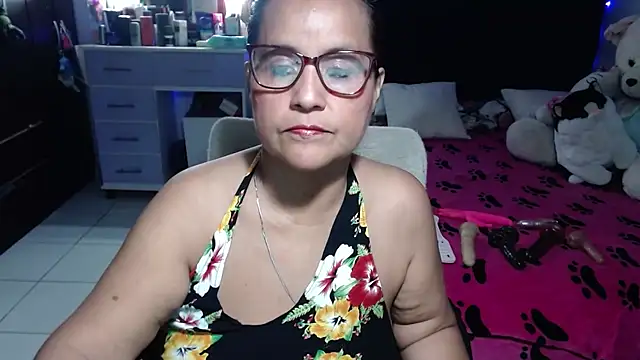 pervert mommy  online show from 07/19/26, 11:58
