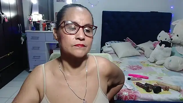 pervert mommy  online show from 07/24/26, 09:51