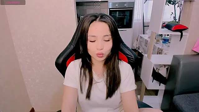 AyaMoon online show from 10/22/25, 04:24