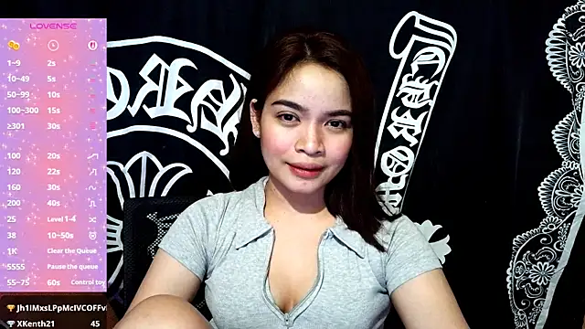  preciousmoira  online show from 05/10/26, 12:32