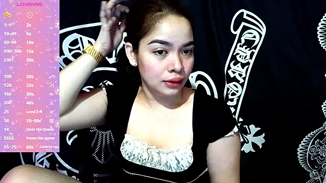  preciousmoira  online show from 05/13/26, 02:53