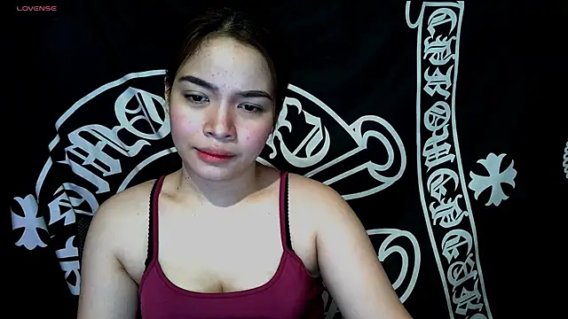  preciousmoira  online show from 06/10/26, 12:33