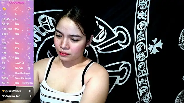  preciousmoira  online show from 07/02/26, 11:49