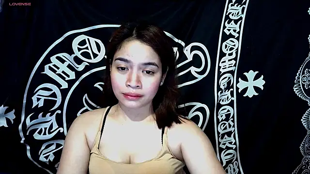  preciousmoira  online show from 07/13/26, 12:08