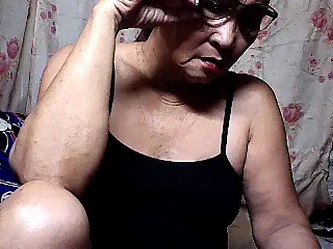 hotwetgran online show from 12/08/24, 11:51