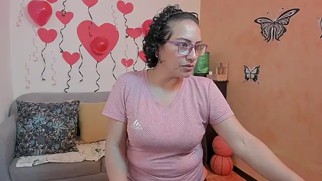 Snapshot of scarlet_wet chatting on 02/20/26, 11:05 scarlet wet online show from 02/20/26, 11:05