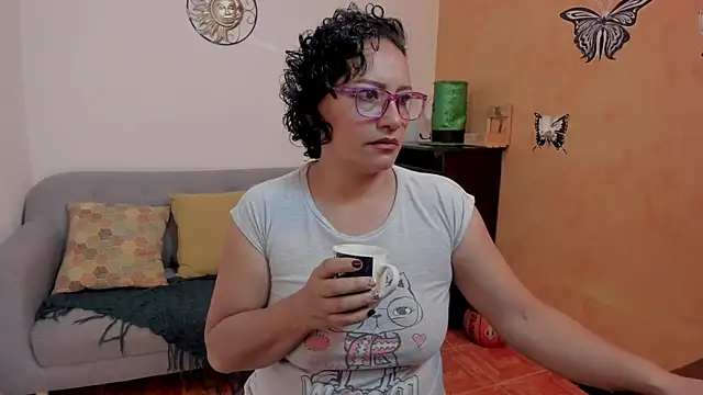 Snapshot of scarlet_wet chatting on 03/14/26, 09:31 scarlet wet online show from 03/14/26, 09:31