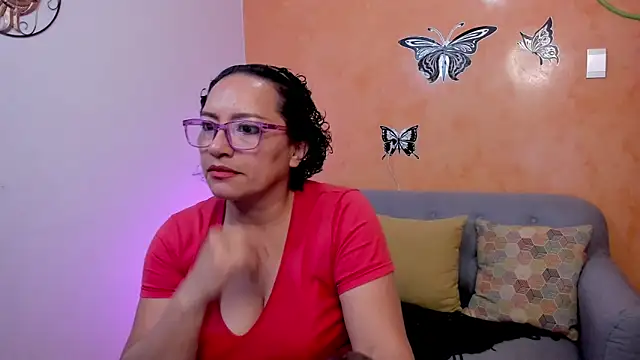 Snapshot of scarlet_wet chatting on 03/20/26, 10:14 scarlet wet online show from 03/20/26, 10:14