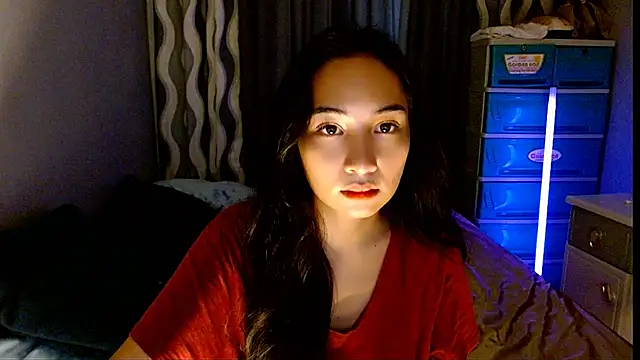 SweetLilly 18 online show from 06/28/26, 07:14