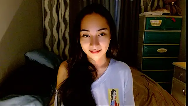 SweetLilly 18 online show from 06/29/26, 07:03