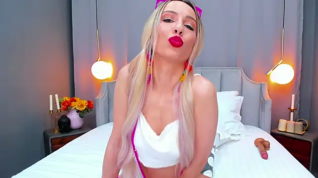 EmillyBronte online show from 12/11/24, 02:30