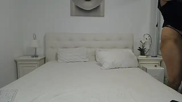 alisonya1 online show from 11/22/25, 05:28