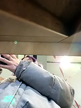 Frost foxy online show from 12/07/24, 05:15