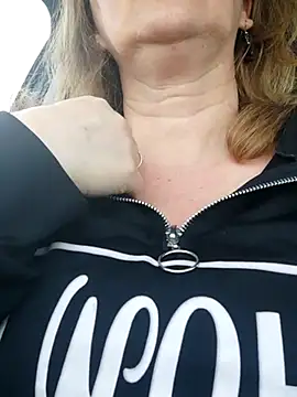 Elza01 online show from 03/02/25, 06:16