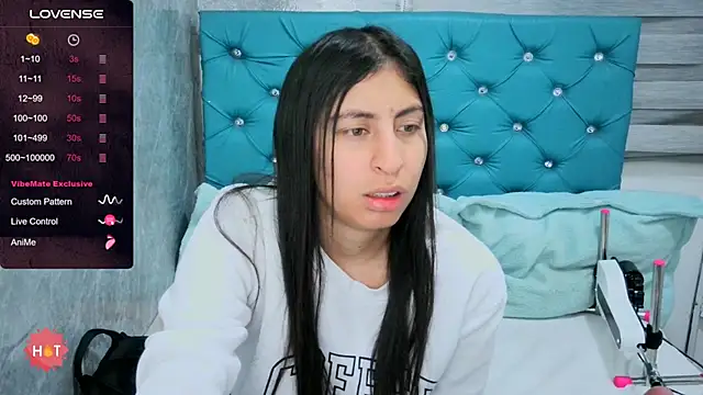 MAARYMOON online show from 11/18/25, 10:31