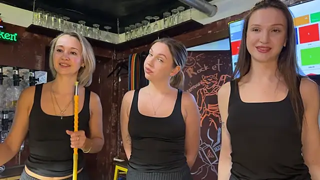 Snapshot of dirtypub chatting on 10/12/25, 12:59 dirtypub online show from 10/12/25, 12:59