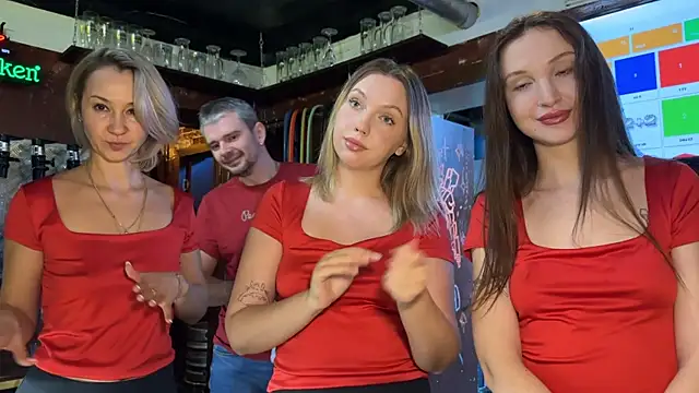 Snapshot of dirtypub chatting on 11/02/25, 12:29 dirtypub online show from 11/02/25, 12:29