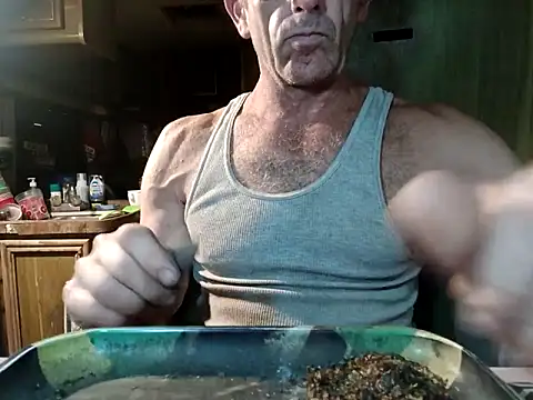 Snapshot of nicali78 chatting on 09/25/25, 01:15 nicali78 online show from 09/25/25, 01:15