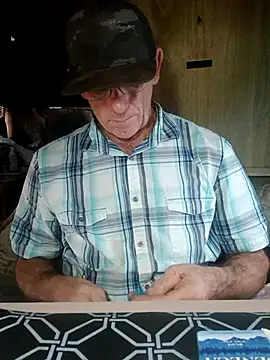 Snapshot of nicali78 chatting on 10/10/25, 10:53 nicali78 online show from 10/10/25, 10:53