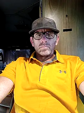 Snapshot of nicali78 chatting on 10/21/25, 04:51 nicali78 online show from 10/21/25, 04:51