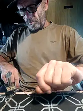 Snapshot of nicali78 chatting on 10/28/25, 06:43 nicali78 online show from 10/28/25, 06:43