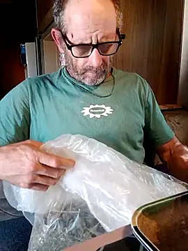 Snapshot of nicali78 chatting on 11/01/25, 08:55 nicali78 online show from 11/01/25, 08:55