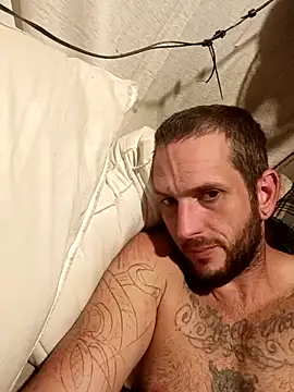 Snapshot of florida-boy39 chatting on 10/03/25, 02:30 florida-boy39 online show from 10/03/25, 02:30