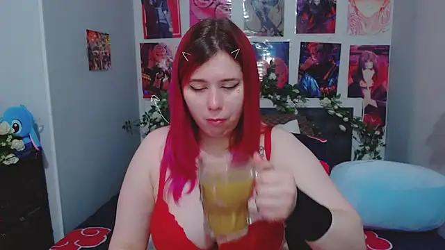 Snapshot of MikaMoonn chatting on 02/09/25, 02:38 MikaMoonn online show from 02/09/25, 02:38