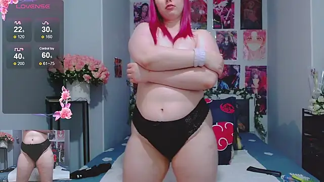 Snapshot of MikaMoonn chatting on 03/16/25, 02:43 MikaMoonn online show from 03/16/25, 02:43