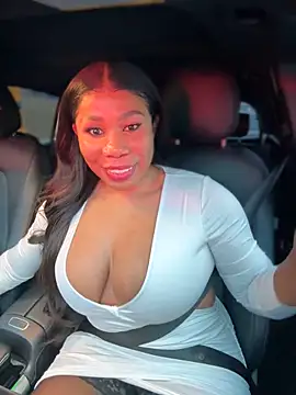 Belle    online show from 12/13/24, 10:23