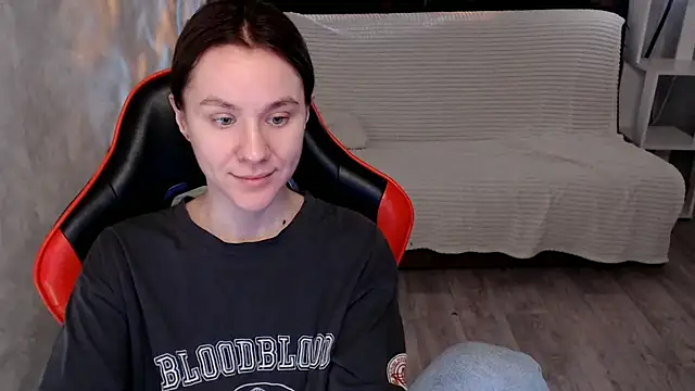 Snapshot of Mila_Jon chatting on 12/02/25, 03:01 Mila Jon online show from 12/02/25, 03:01