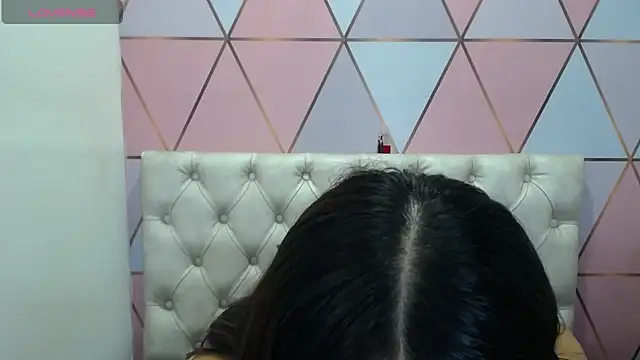 juliana diaz online show from 01/16/25, 05:23