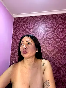 juliana diaz online show from 10/28/25, 11:25