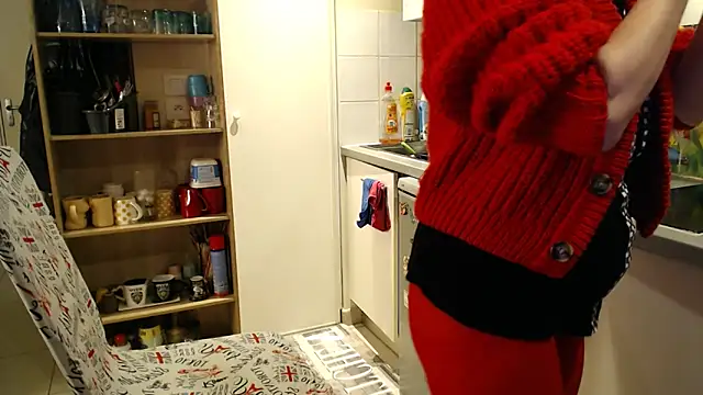 Snapshot of Ala-N-Dala chatting on 12/01/25, 11:59 Ala-N-Dala online show from 12/01/25, 11:59