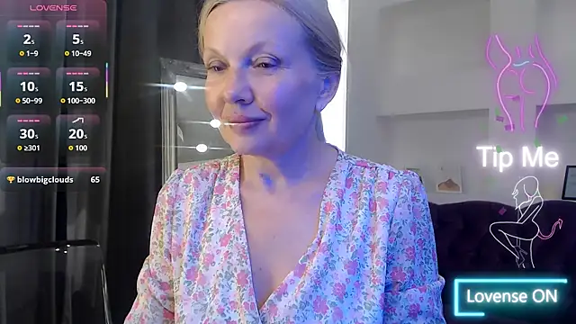 Abby Moore  online show from 07/14/26, 10:21