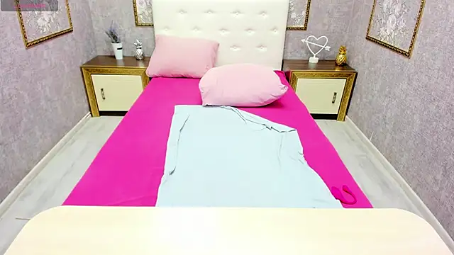 Shannonshine online show from 12/12/24, 08:47