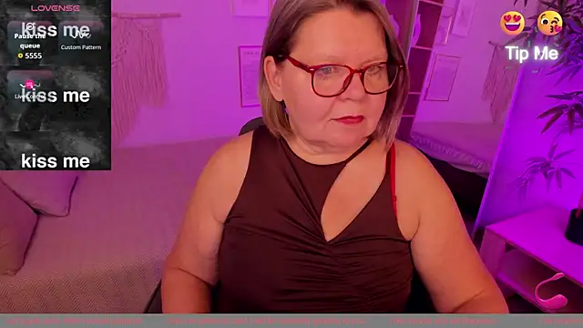 Shannonshine online show from 10/20/25, 02:06