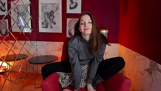 Snapshot of MirandaGlow chatting on 01/21/25, 05:49 MirandaGlow online show from 01/21/25, 05:49