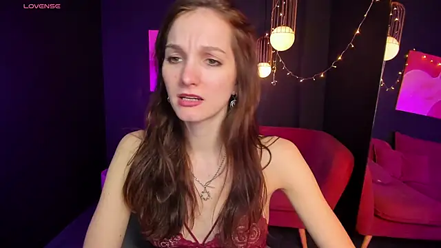 Snapshot of MirandaGlow chatting on 02/24/25, 11:54 MirandaGlow online show from 02/24/25, 11:54