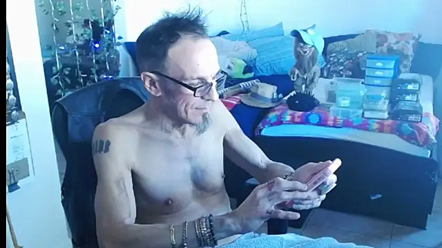 mycock2474u online show from 02/25/25, 06:42
