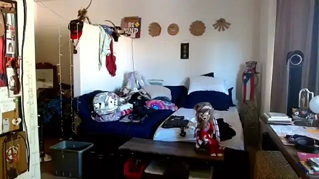 mycock2474u online show from 09/23/25, 04:21