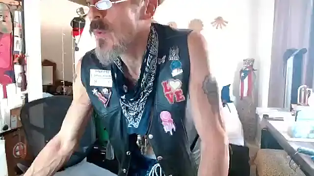 mycock2474u online show from 09/28/25, 09:09