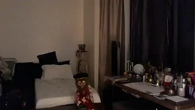 mycock2474u online show from 10/07/25, 05:59