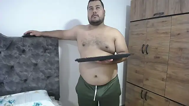 santi hothot online show from 09/12/25, 07:14