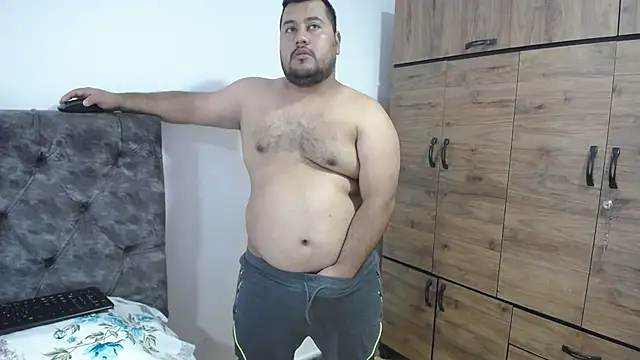 santi hothot online show from 09/13/25, 07:02