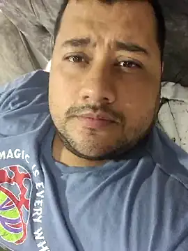 santi hothot online show from 10/03/25, 01:13