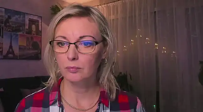 vanessa chat online show from 12/04/24, 06:28