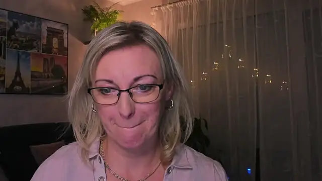 vanessa chat online show from 12/09/24, 05:52